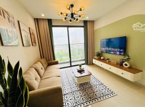 trần thuỷ . cho thuê căn hộ 2 phòng ngủ decor đẹp