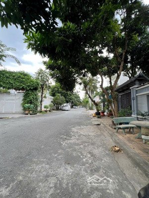 giảm sâu 10 tỷ! bán gấp đất góc 2mt bình lợi, dt: 18x18m, khu biệt thự cao cấp compound, p13, bt