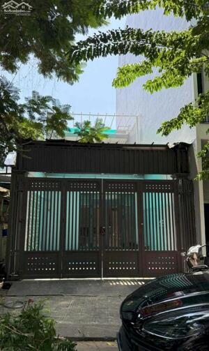 Cho Thuê Nhà 2 Tầng - Trung Tâm Hải Châu - Con Đường Ẩm Thực