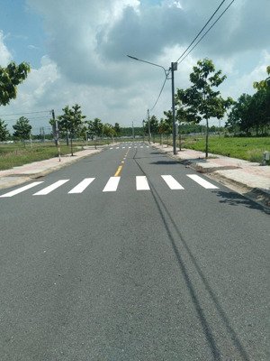 khách cần bán nhanh lô đất đẹp tại long nguyên - tphcm (bình dương cũ)