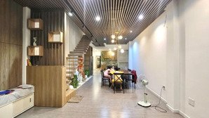 cho thuê nhà 3 phòng ngủ rộng đường lê hồng phong phường phước long giá 20 triệu/tháng