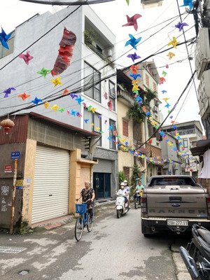 bán gấp đất đẹp đại mỗ, dt 55m2 x mt 4.5m, lô góc, ô tô tải tránh dừng đỗ, 3 bước ra phố, 10.5 tỷ