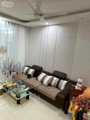  Cho Thuê Nhà Nguyên Căn 3 Tầng Kiệt Oto Nguyễn Công Trứ, Gần Biển Mỹ Khê.