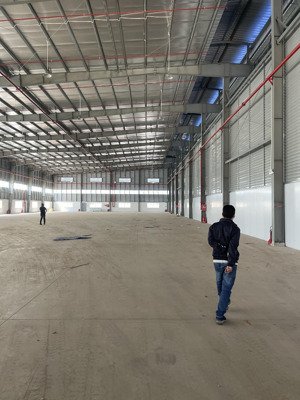 nhà xưởng cho thuê 2551m2 kcn long khánh, đồng nai