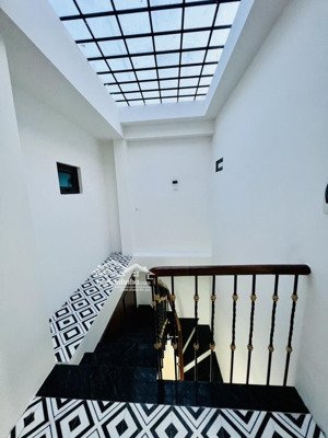 văn hương đống đa - nhỉnh 6.6 tỷ - 4 tầng- 4m6 mặt tiền- nhà mới - ở ngay