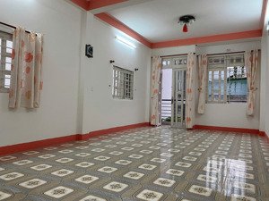 cho thuê lầu 2 hẻm lê văn phan (gần vườn lài - lũy bán bích)