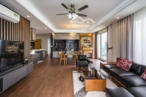 hot! bán nhanh căn 2 ngủ 83m2 hướng nam tòa t8 giá chỉ 8 tỷ.liên hệ: 