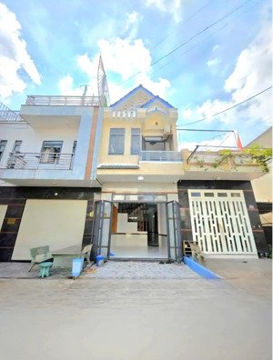 rẻ hơn hàng xóm 350tr bán gấp căn nhà đẹp giá rẻ mua là có lời