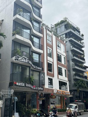 chính chủ bán nhà mặt phố dốc tam đa 155m2x 7 tầng,mặt tiền 4,7m giá nhỉnh 400tr/m2.lh 