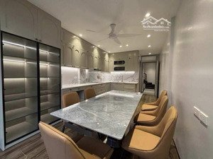 cần bán gấp! tô vĩnh diện 42m² x 5 thang máy, ô tô vào cửa, nội thất tương lai, nhà đẹp