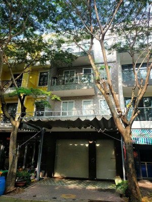 nhà 6x20m một trệt 3 lầu mặt tiền đường n2 khu the season lái thiêu tp. thuận an bình dương