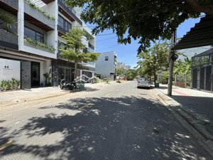 nhà 3 tầng 3 mê hoà xuân thiết kế hiện đại đường nguyễn hiến lê