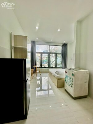 Cho Thuê Phòng Cửa Sổ Bình Thạnh Gần Ngã Tư Hàng Xanh