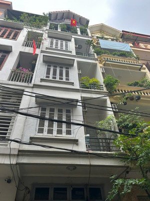 bán nhà phân lô khu hoàng quốc việt dt 69m - ô tô tránh - cách phố 1 nhà, giá 15.3 tỷ