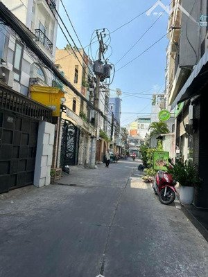 gấp bán nhà hẻm xe tải âu cơ, p 9, q.tân bình; 8.2 x23m nở hậu 15m ; cn: 315m2; giá chỉ 27,5 tỷ tl