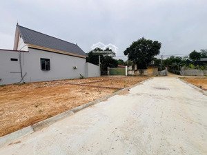 bán đất 102m2 full đất ở mặt tiền 8m bạch thạch, hòa thạch, quốc oai, giá chỉ 2,415 tỷ