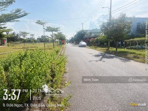mặt tiền đường 40m đối diện công viên; lô đông nam sạch