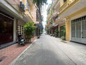 bán nhà phân lô ba đình, dt 70m2 mt 6m giá 21 tỷ