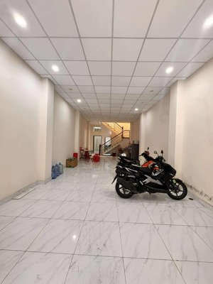 bán nhà riêng tại võ thành trang, tân bình, hcm, giá siêu hời 8,79 tỷ, 90m2
