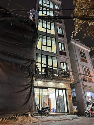 bán gấp nhà mặt phố víp - từ liêm - lô góc đắc địa - thang máy- kinh doanh sầm uất giá chỉ 26,5 tỷ