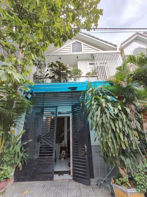 nhà sổ riêng ngang 6m- 1 trệt 1 lầu hoàn công -gần làng đh quốc gia.