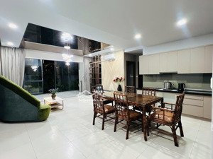 cho thuê nhà sân vườn full nội thất 3pn 180m2 kdc hoàng quốc việt quận 7