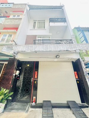 bán nhà 4 tầng sát khu tên lửa, gần aeon mall bình tân, 5m x 10m, mua ở tuyệt vời