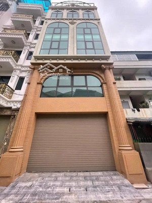 bán nhà 6t thang máy phố thanh nhàn - nội thất đẹp - ô tô đỗ cửa - an ninh tốt - ở sướng vô cùng