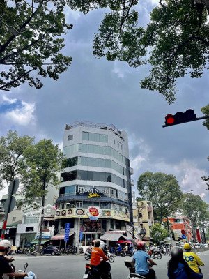 góc 2mt tân kỳ tân quý đoạn đẹp-7m x 15m -6 tầng, thang máy-hdt 100 triệu -giá 26 tỷ