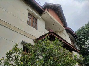 bán biệt thự sân vườn đường vườn lài phường an phú đông quận 12