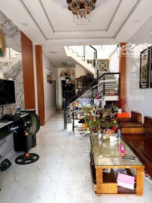 bán nhà riêng tại tôn đản, 3,05 tỷ, 58m2, view đẹp, 3pn, 2wc