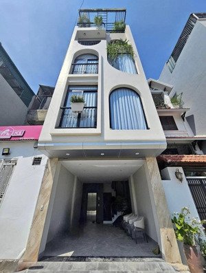 bán gấp nhà đường số 23 hiệp bình chánh - thủ đức giá 6tỷ080/ 64,4m2 sổ hồng riêng