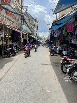 cần bán nhà cấp bốn ngay chợ tam hoà gần tiệm vàng quốc bảo, dt 4,8x19m, giá 2,7 tỷ