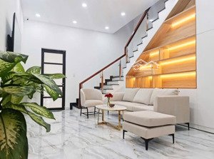 duy nhất, còn 1 căn dt ngang 6x15m giá 31 tỷ đường xô viết nghệ tĩnh, p21 quận bình thạnh. 4 tầng