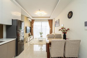 cho thuê căn hộ kingdom 101 quận 10. dt 78m2, 2pn - 2wc. giá 16tr/th. lh: tài)