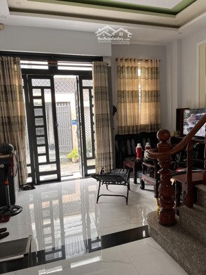 bán nhà hẻm xe hơi quốc lộ 13, thủ đức, gần vạn phúc city, 3 tầng, 54m2 giá chỉ 5,6 tỷ