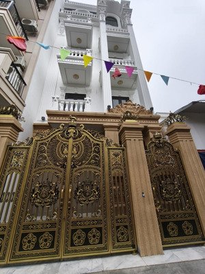 nhà phố việt hưng long biên 95m 5 tầng thang máy gara 2 oto mt 6m 21.x tỏi.