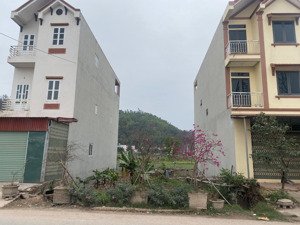 cc bán lô đất trục chính vân cốc 1