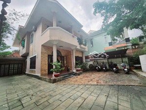 siêu biệt thự! mặt tiền nhánh vành đai tây, an phú, q2 (15x20m), cn 305m2, 2 tầng, giá bán 35 tỷ