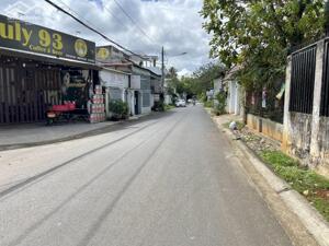 Nhà 2 Mặt tiền TC 4,3*20,Đường Đinh Núp,gần siêu thị coomart,,nhiều Lô khác