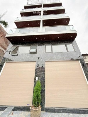 cực hiếm nhà 6 tầng thang máy dt 60m2, giá 9.55 tỷ, ô tô vào nhà, full nội thất, ở ngay.