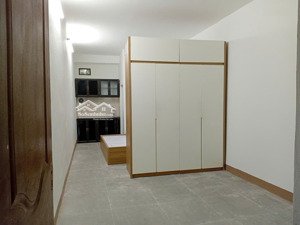 chính chủ cho thuê căn hộ giá siêu rẻ ngõ 328 đường tây mỗ - gần chợ đại mỗ-ở ngay - tiện đỗ oto!