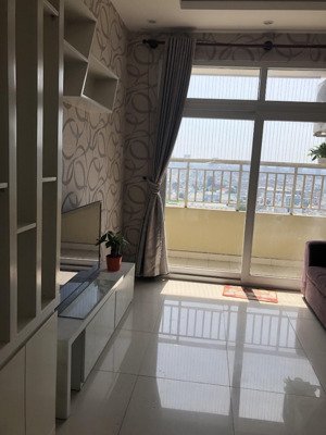 bán căn hộ âu cơ tower - 65m2,2pn,2wc, view đông - chính chủ, tặng kèm nội thất