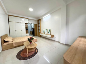 chỉ 29 tỷ - chdv 200m2 khánh hội 10x20m 6 tầng thang máy 40 phòng ~ 2 tỷ / năm đầu tư 