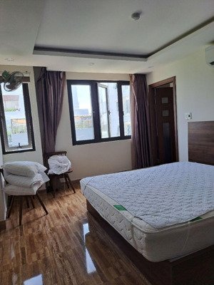 bán khách sạn 6 tầng mặt tiền khuê mỹ đông 7- doanh thu 70 triệu/ tháng- nhỉnh 18 tỷ