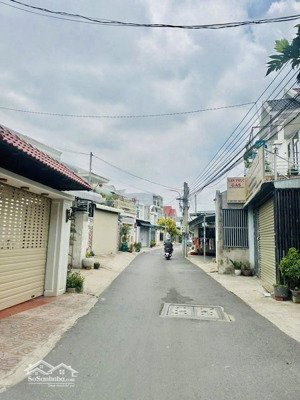 đất phú hoà 5x20 thổ cư 60m2 nhựa 5m thông