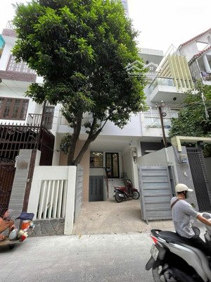 bán tòa nhà 7 tầng có thang máy - 26 phòng doanh thu 90tr/tháng - 3 tháng 2, quận 10