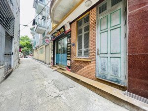 trung tâm hai bà, cách phố 10m - ô tô đỗ cửa, vào nhà - kinh doanh - giếng trời thoáng sáng