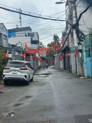 hxh tránh khi vip phú nhuận , 50m 4,5 x 11m 5tâng 5pn full nội thất chỉ 11,5 tỷ