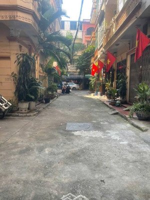 lô góc 2 mặt ô tô tránh nguyễn chí thanh. 48m2 5 tầng mt 6 - 8 m kinh doanh vỉa hè nhỉnh 19.* tỷ